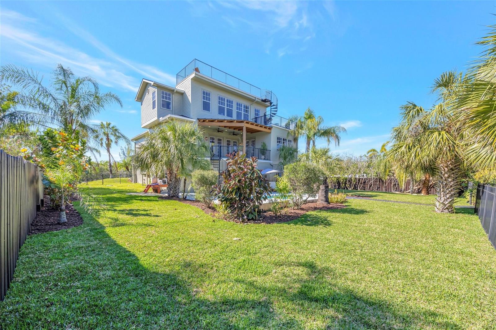 4707 TROYDALE RD, TAMPA, FL, 33615