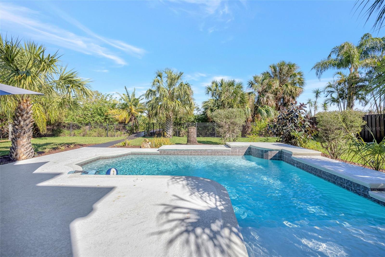 4707 TROYDALE RD, TAMPA, FL, 33615