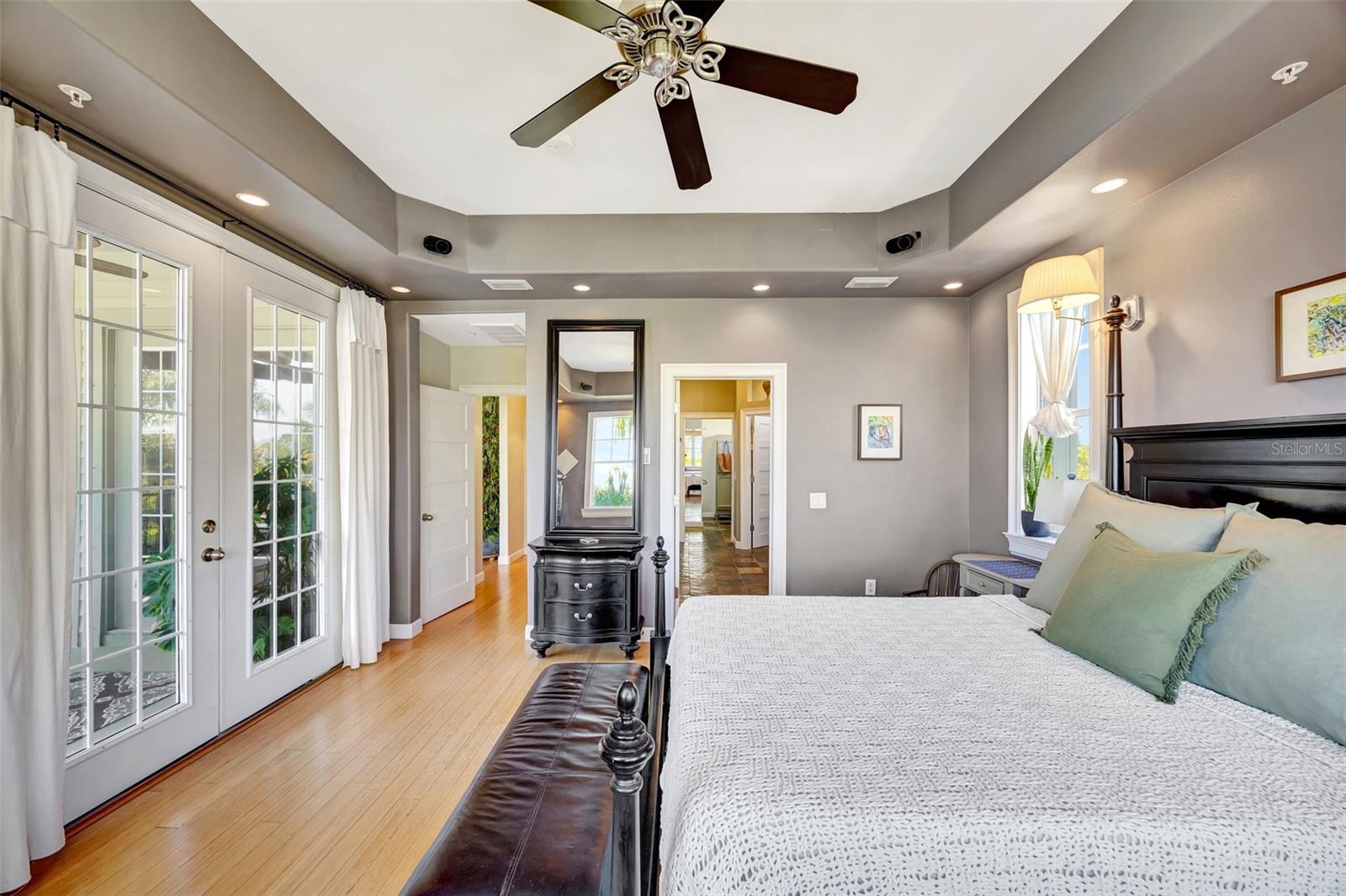 4707 TROYDALE RD, TAMPA, FL, 33615