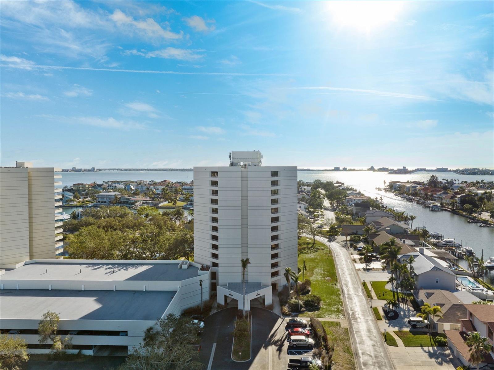 5950 PELICAN BAY PLZ S #PH-2F, GULFPORT, FL, 33707