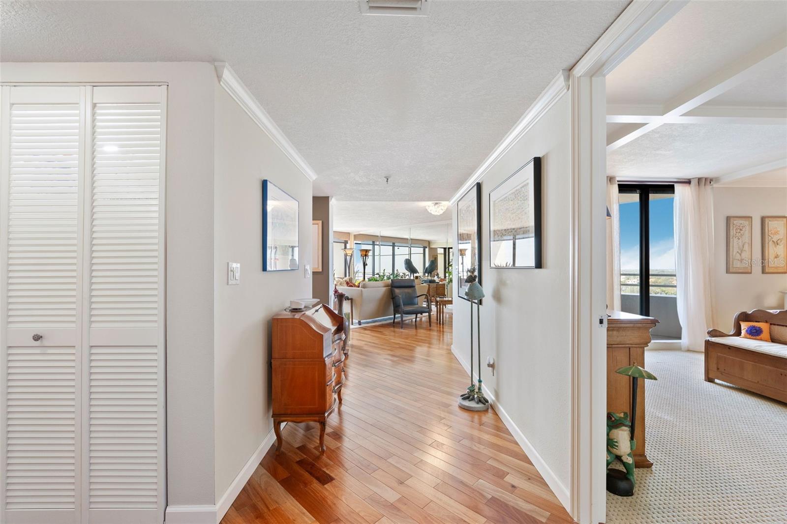 5950 PELICAN BAY PLZ S #PH-2F, GULFPORT, FL, 33707