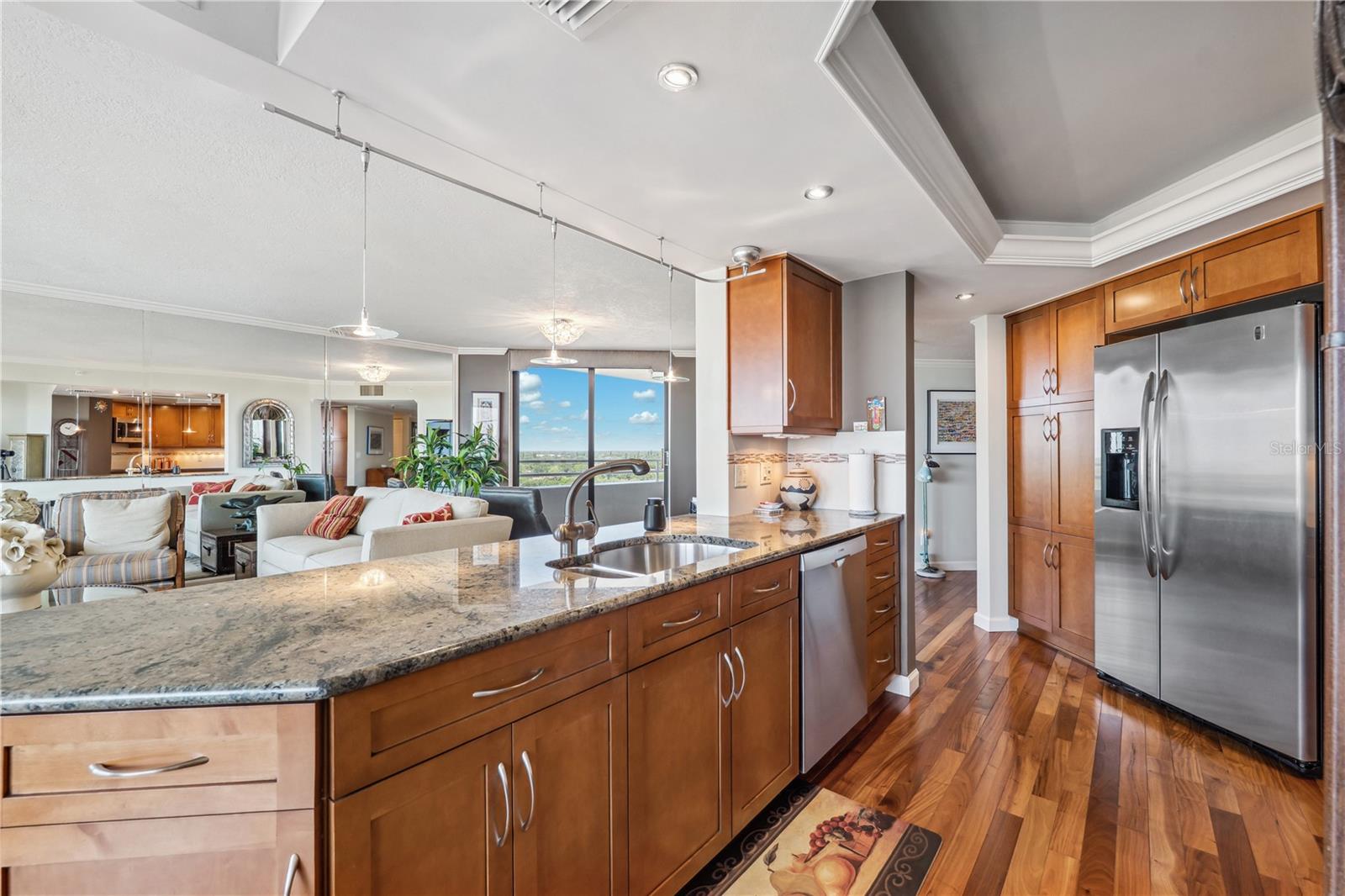 5950 PELICAN BAY PLZ S #PH-2F, GULFPORT, FL, 33707