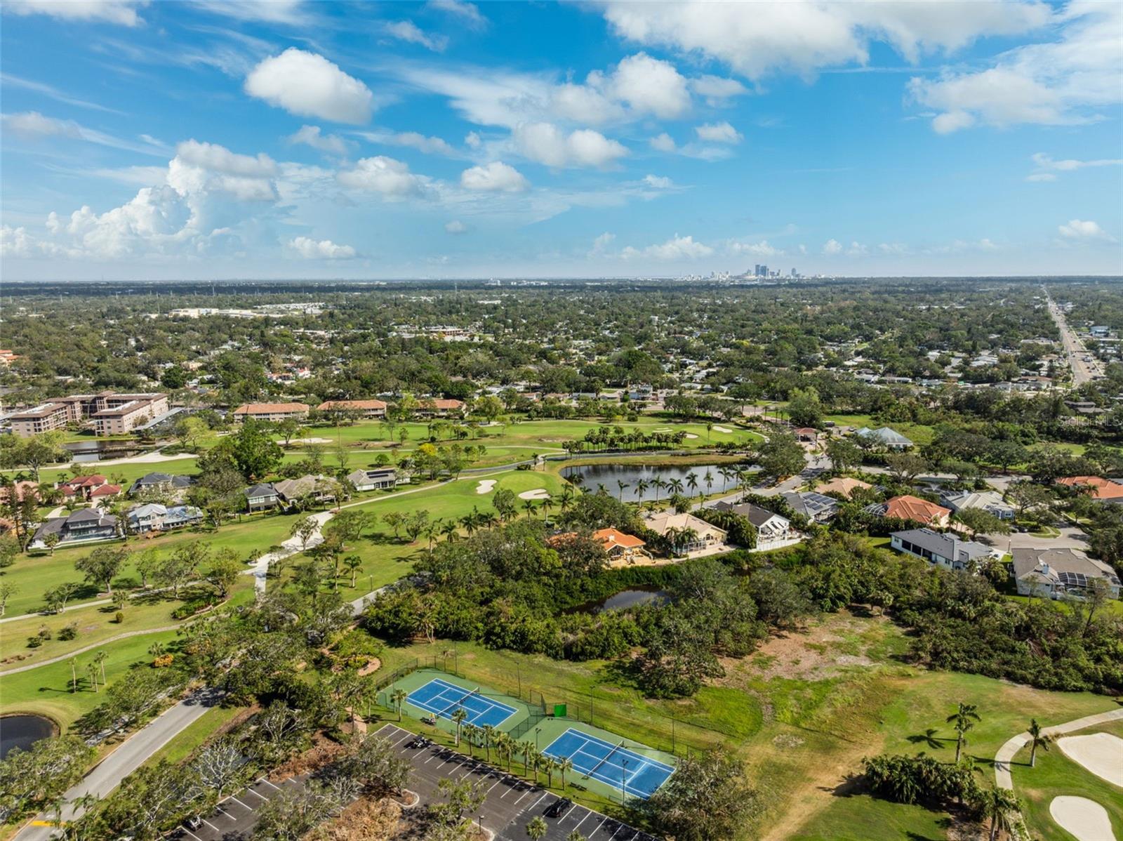 5950 PELICAN BAY PLZ S #PH-2F, GULFPORT, FL, 33707