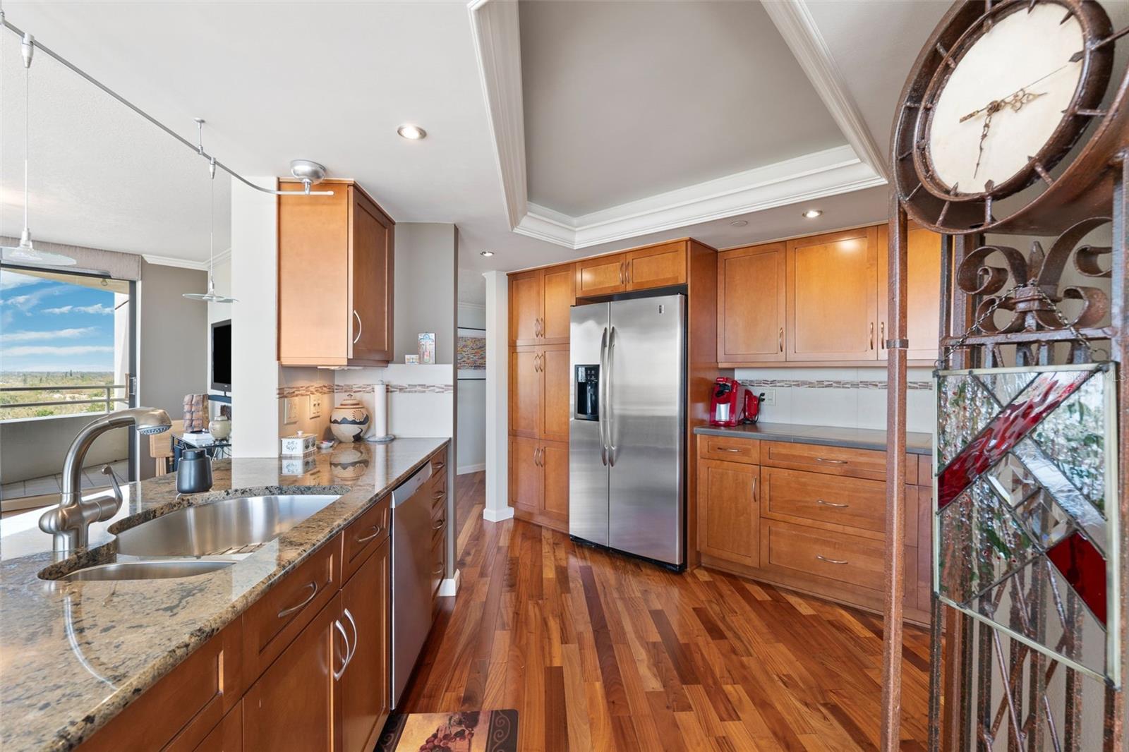 5950 PELICAN BAY PLZ S #PH-2F, GULFPORT, FL, 33707