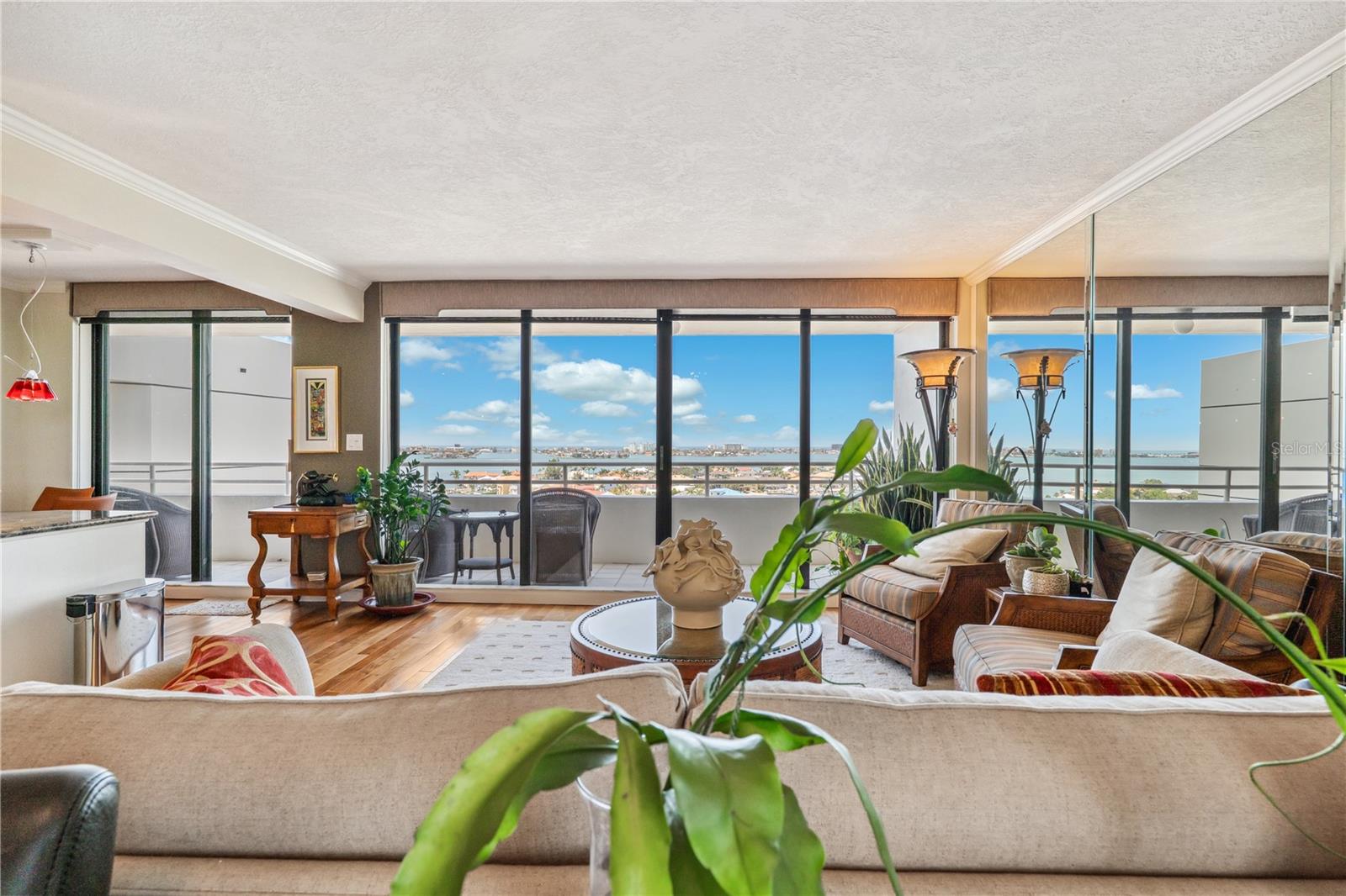 5950 PELICAN BAY PLZ S #PH-2F, GULFPORT, FL, 33707