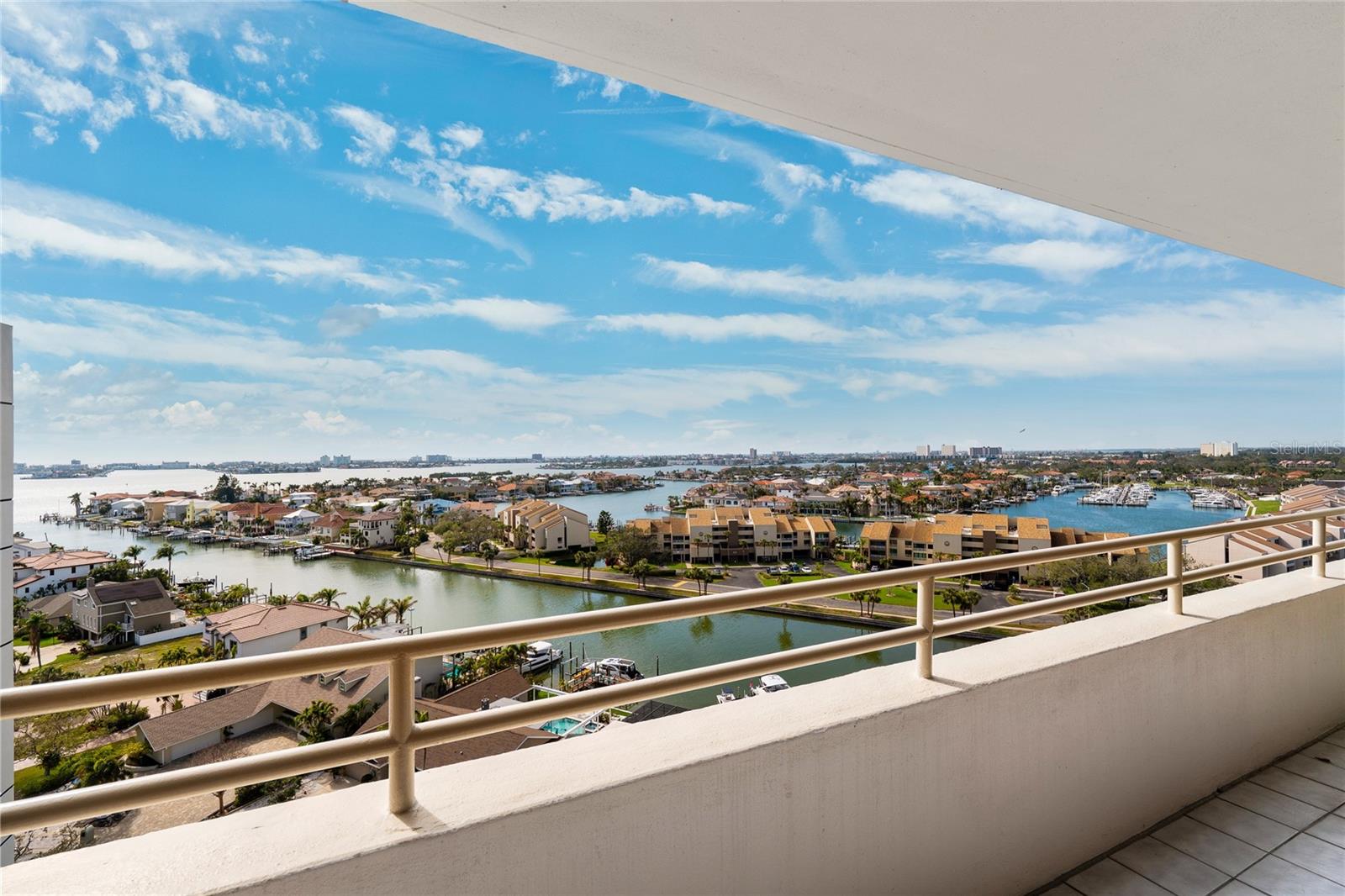 5950 PELICAN BAY PLZ S #PH-2F, GULFPORT, FL, 33707
