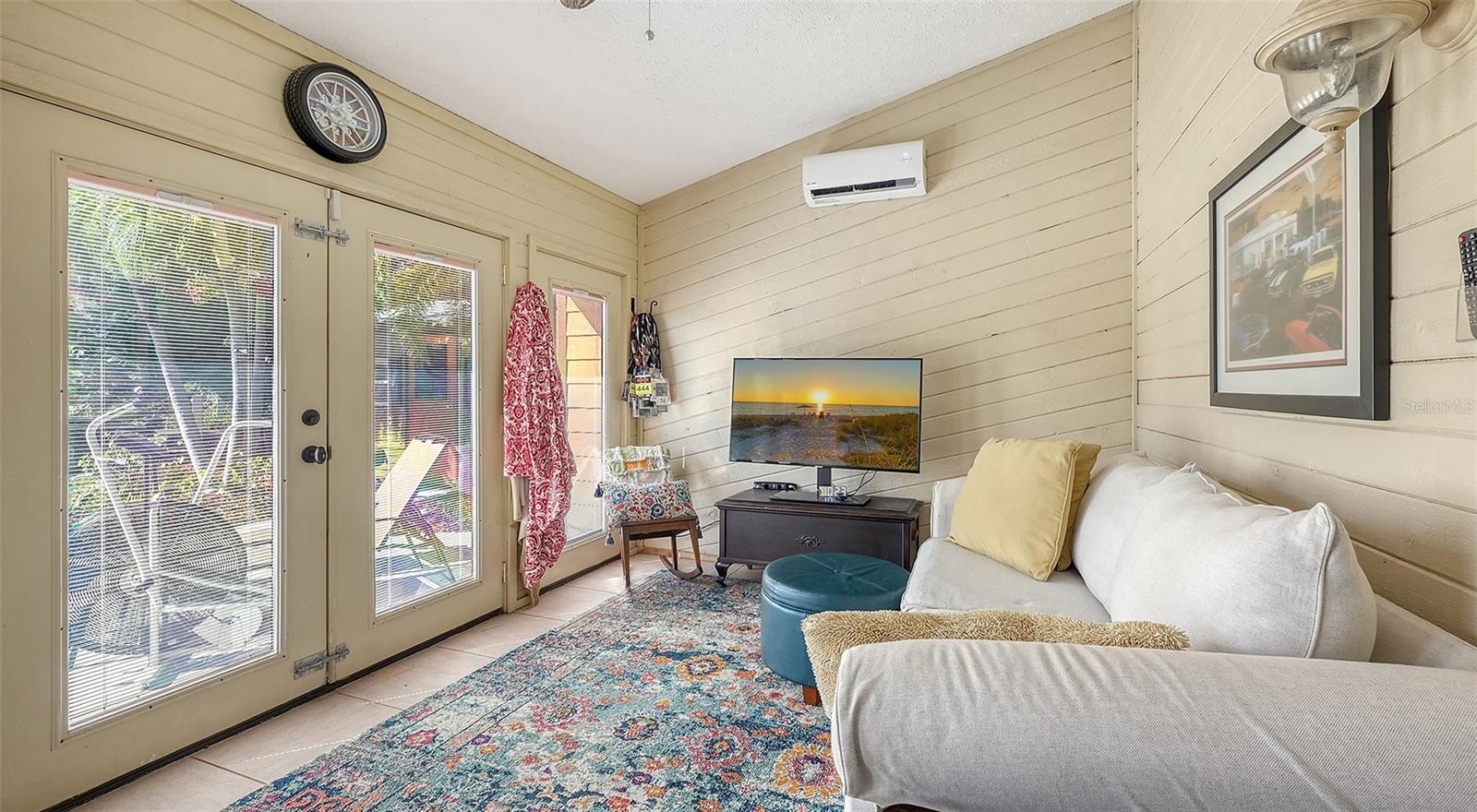 1525 HINTON ST, PORT CHARLOTTE, FL, 33952