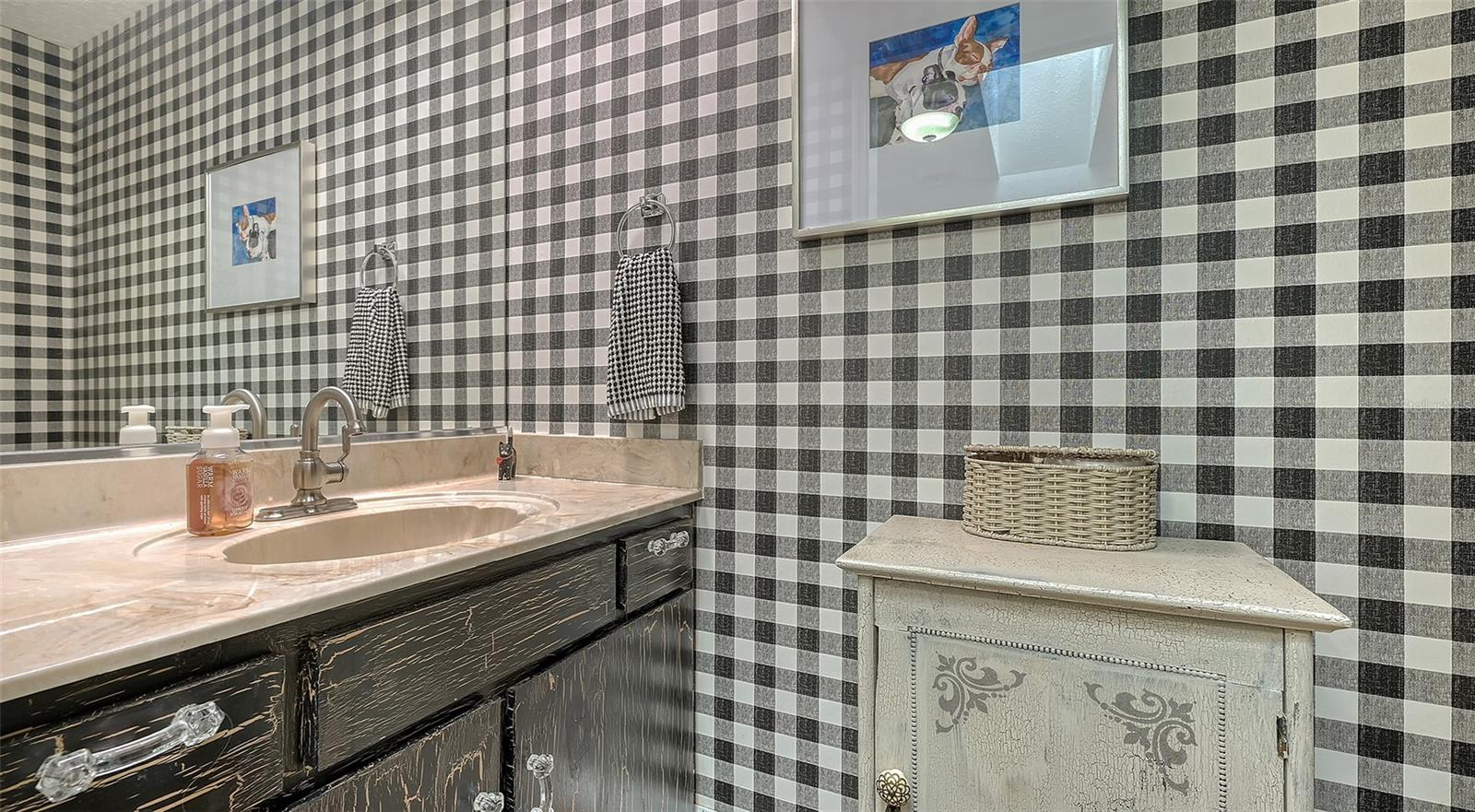 1525 HINTON ST, PORT CHARLOTTE, FL, 33952