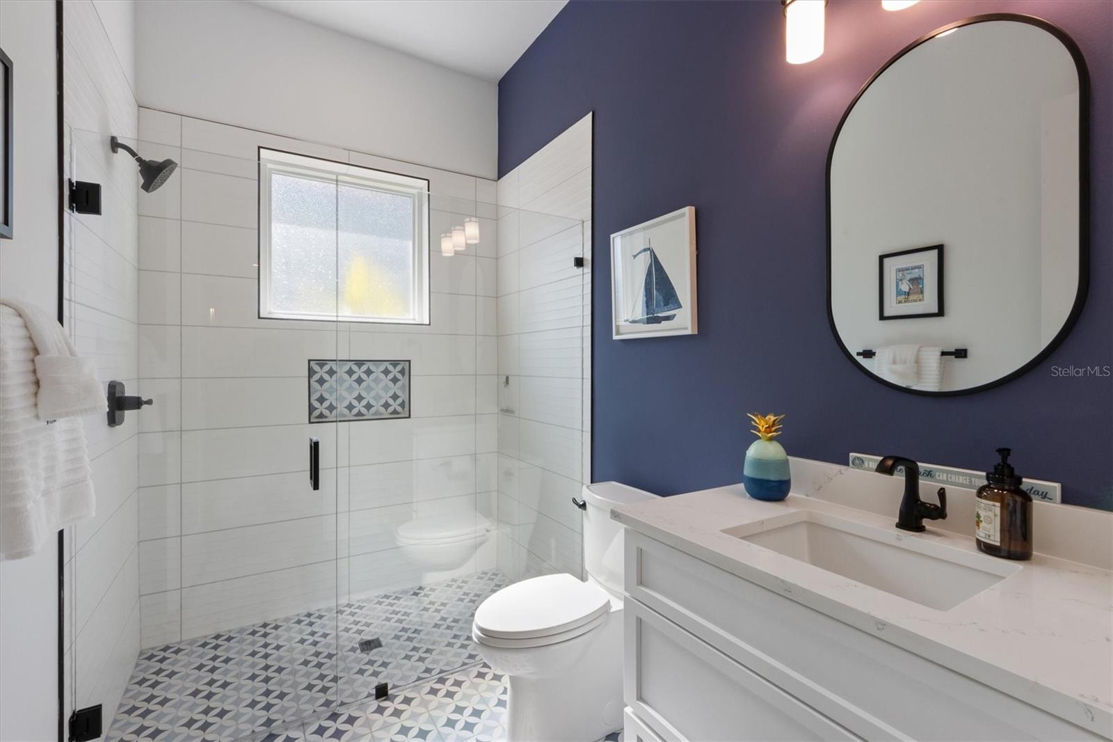 211 81ST ST #B, HOLMES BEACH, FL, 34217