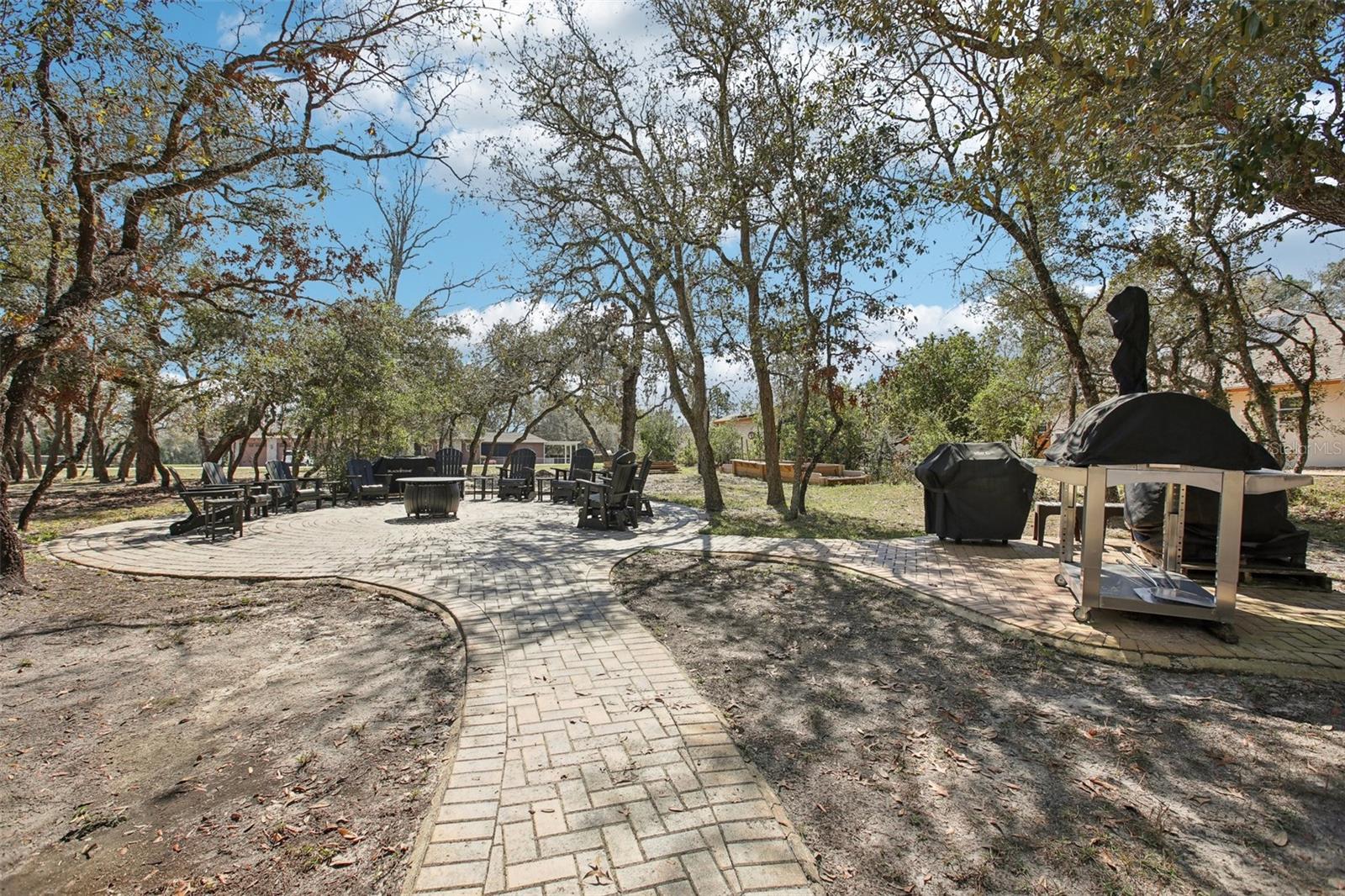 11145 MOUNTAIN MOCKINGBIRD RD, WEEKI WACHEE, FL, 34614