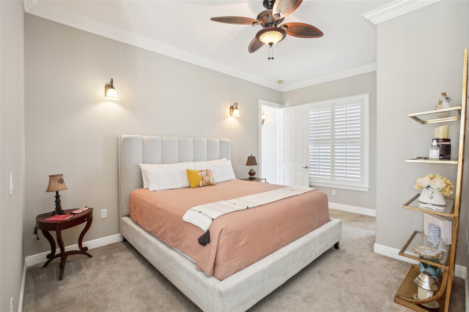 11145 MOUNTAIN MOCKINGBIRD RD, WEEKI WACHEE, FL, 34614