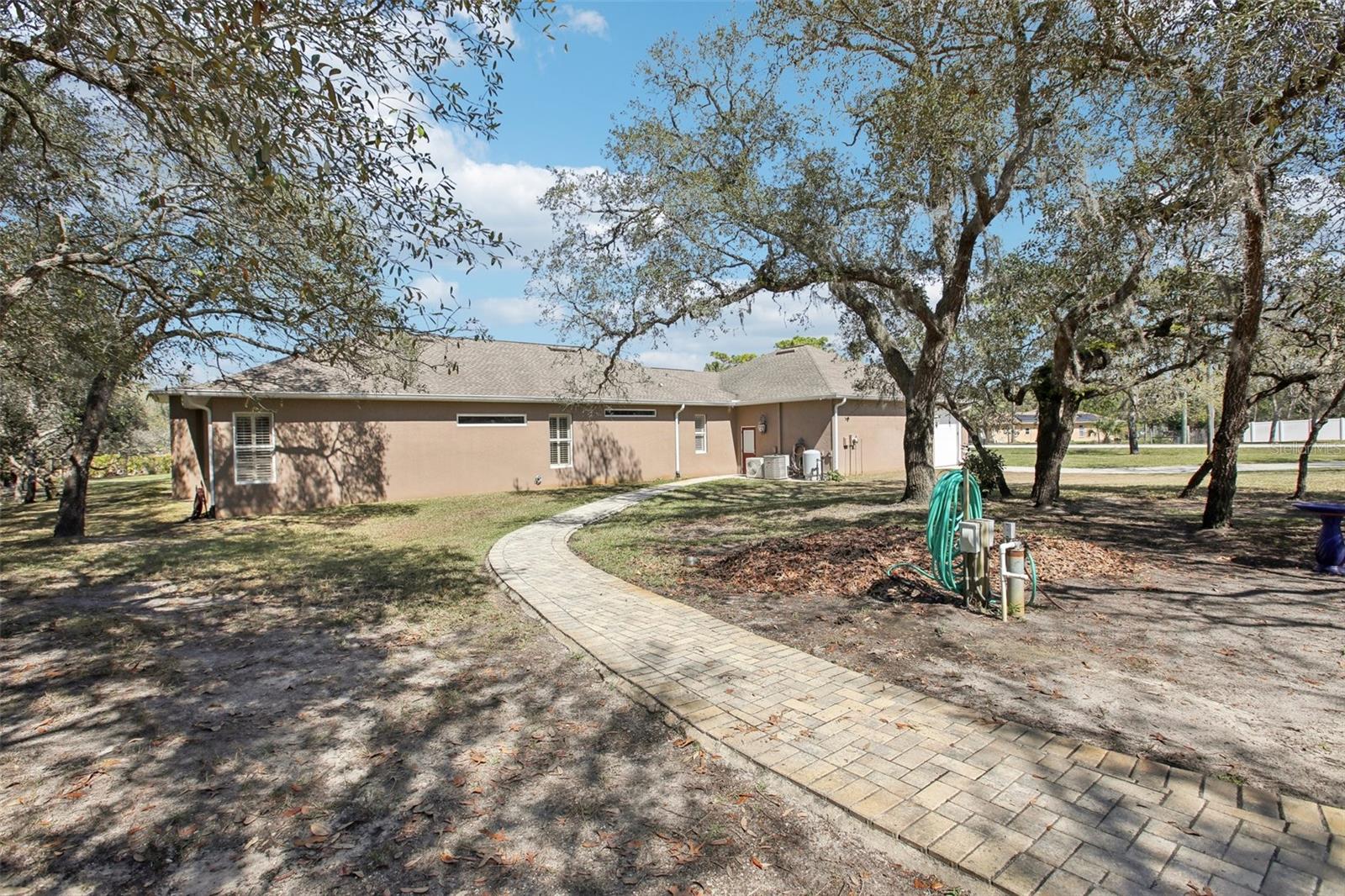 11145 MOUNTAIN MOCKINGBIRD RD, WEEKI WACHEE, FL, 34614