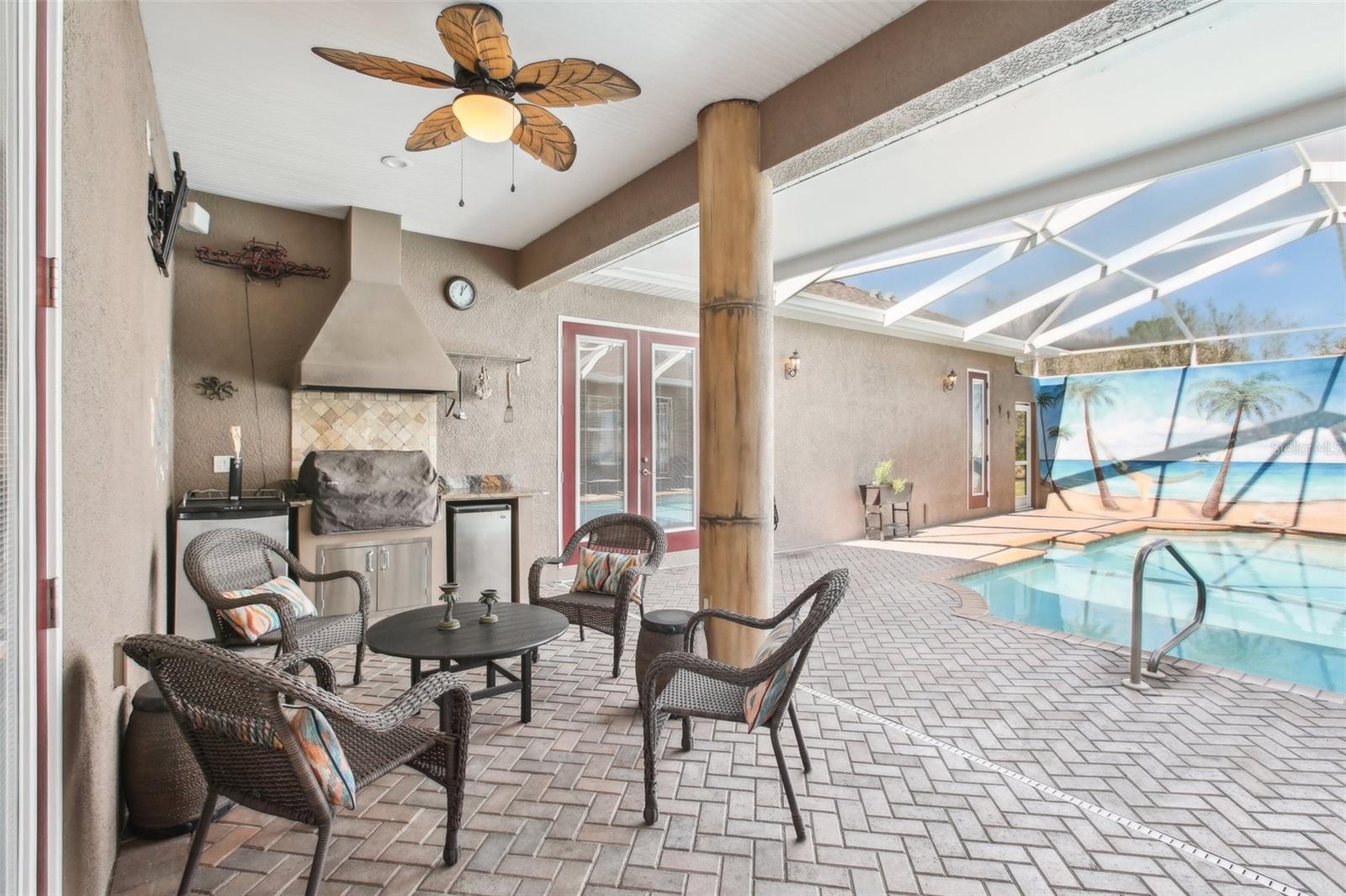 11145 MOUNTAIN MOCKINGBIRD RD, WEEKI WACHEE, FL, 34614