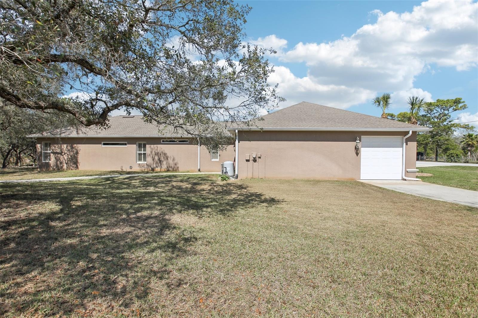11145 MOUNTAIN MOCKINGBIRD RD, WEEKI WACHEE, FL, 34614