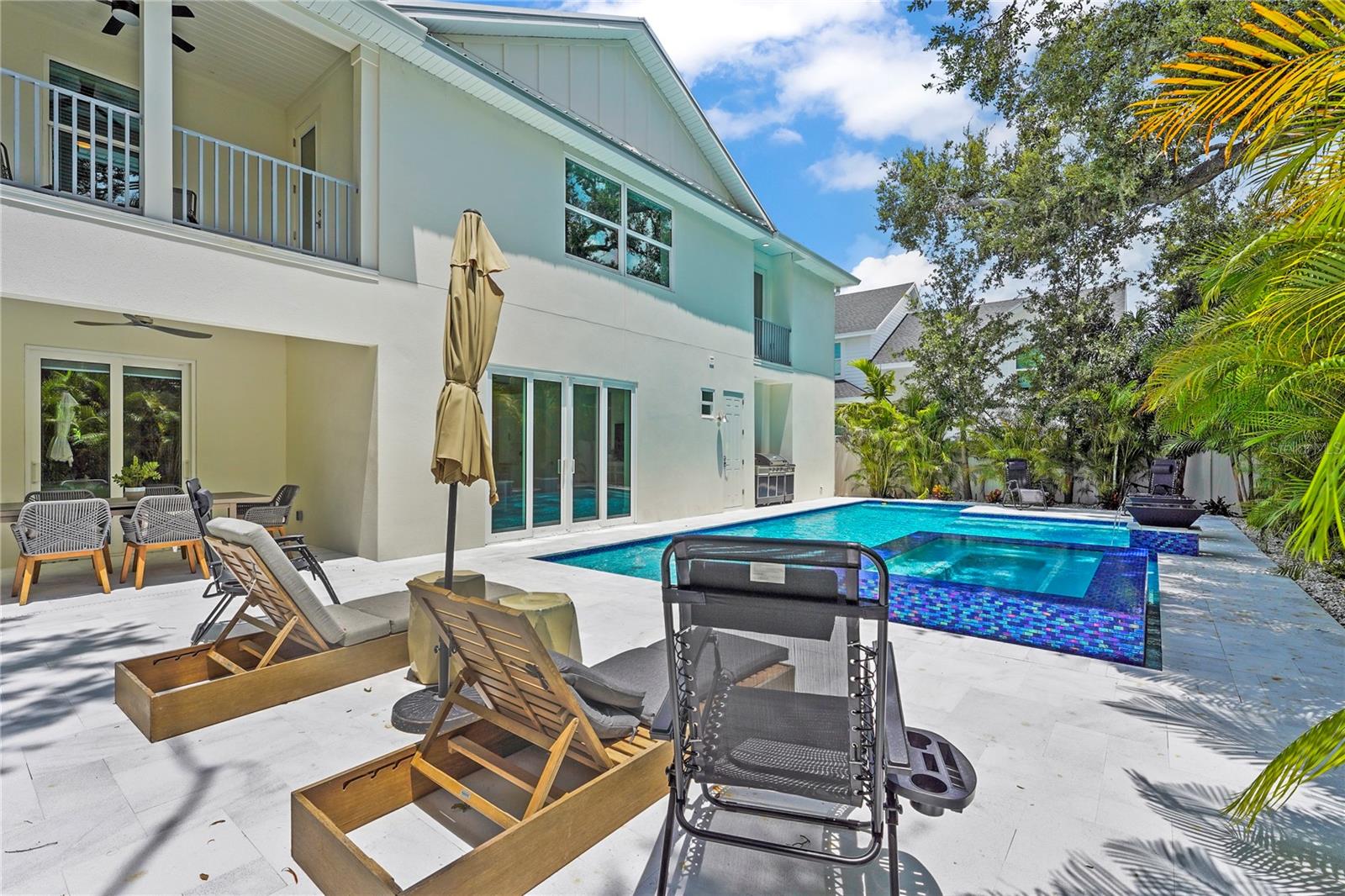 A4641225 Property Photo