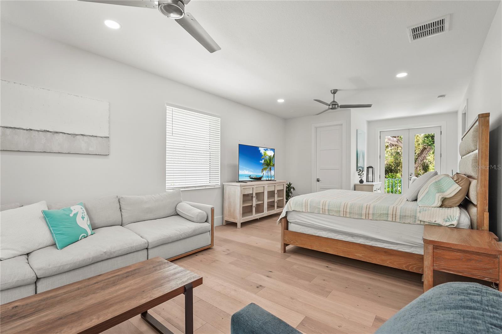 A4641225 Property Photo