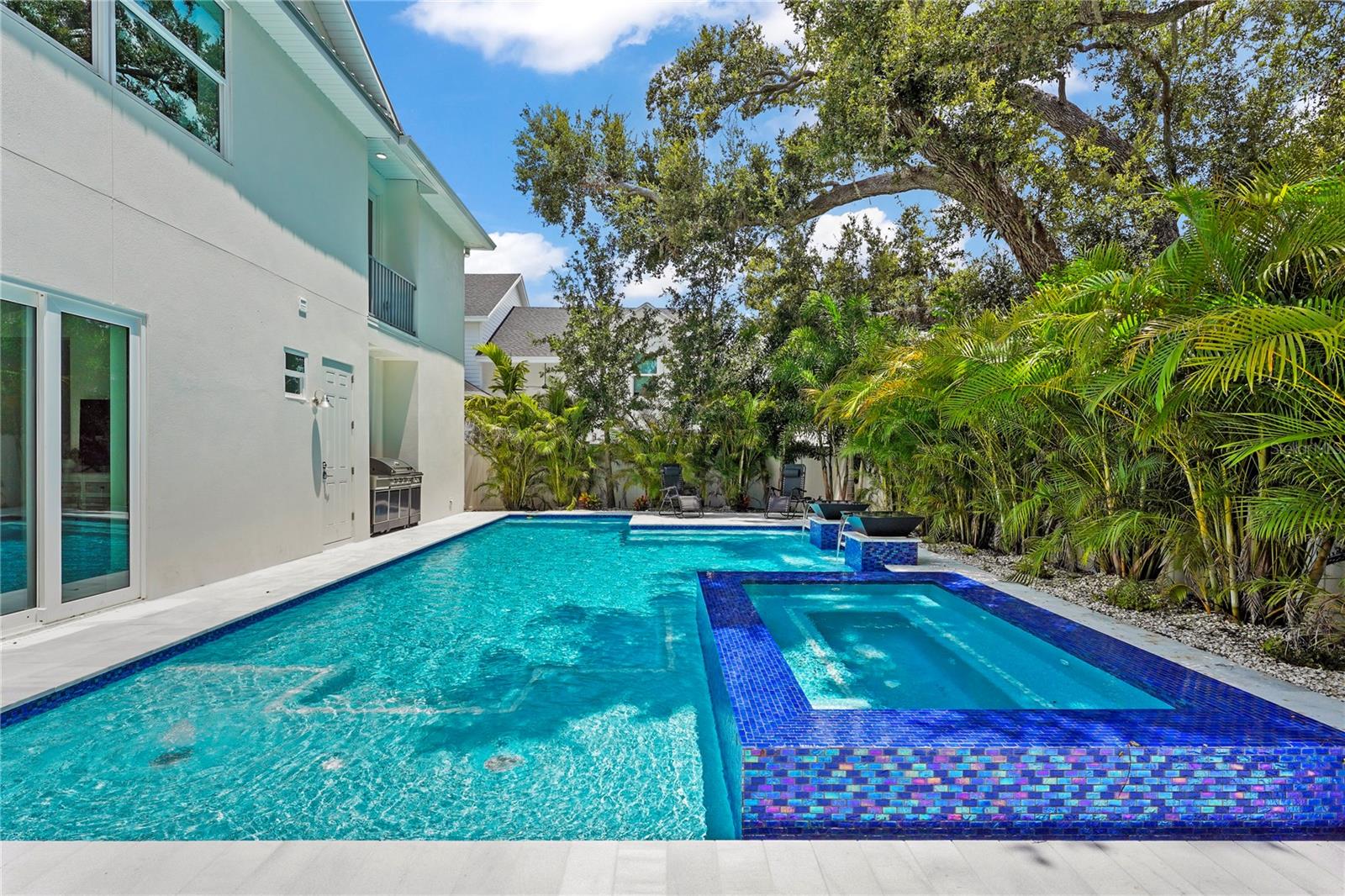 A4641225 Property Photo
