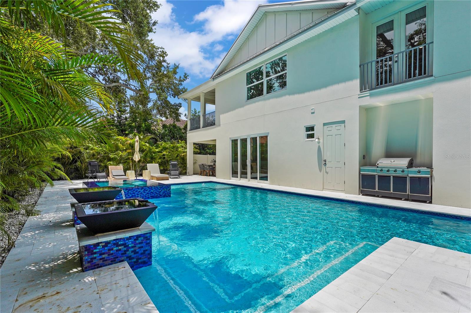 A4641225 Property Photo