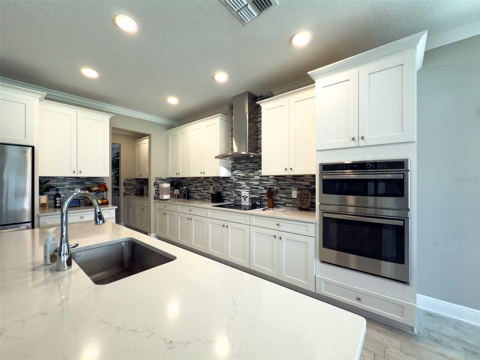 3150 MARINE GRASS DR, WIMAUMA, FL, 33598