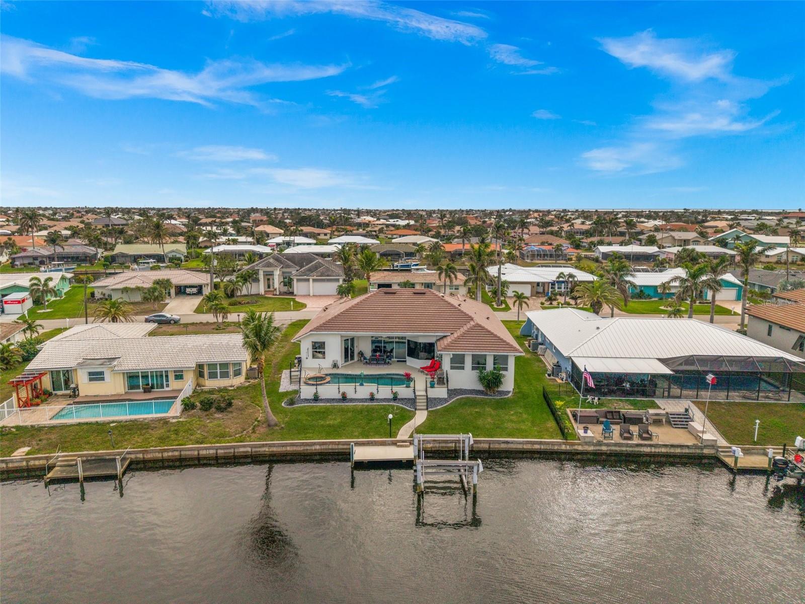 360 CAPRI ISLES CT, PUNTA GORDA, FL, 33950