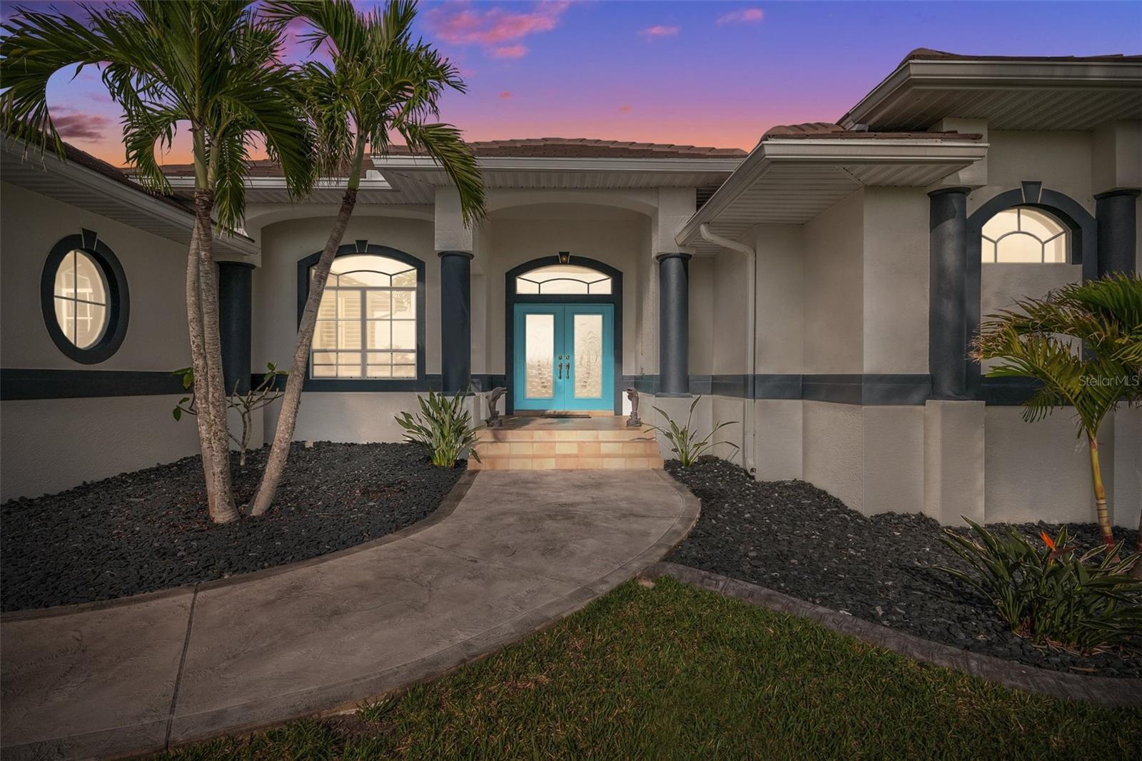 360 CAPRI ISLES CT, PUNTA GORDA, FL, 33950