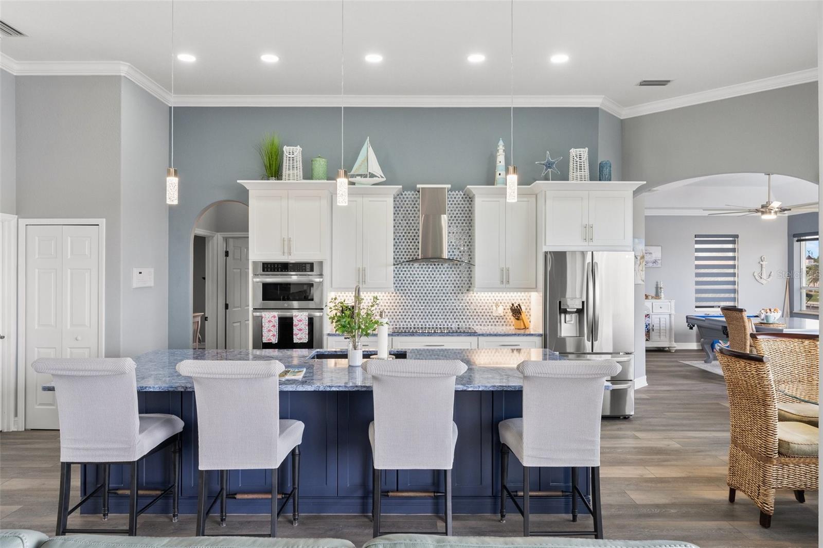 360 CAPRI ISLES CT, PUNTA GORDA, FL, 33950