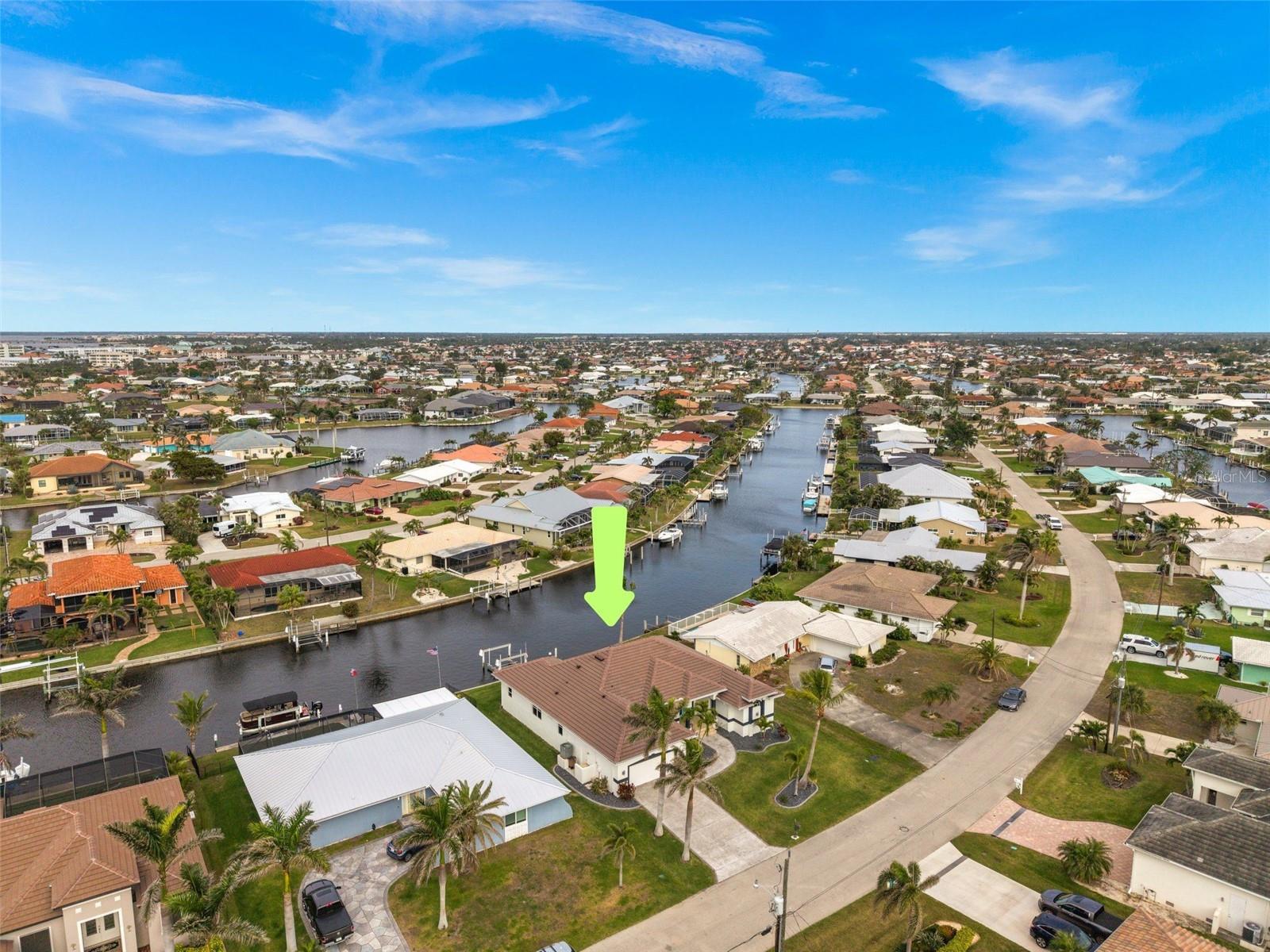 360 CAPRI ISLES CT, PUNTA GORDA, FL, 33950