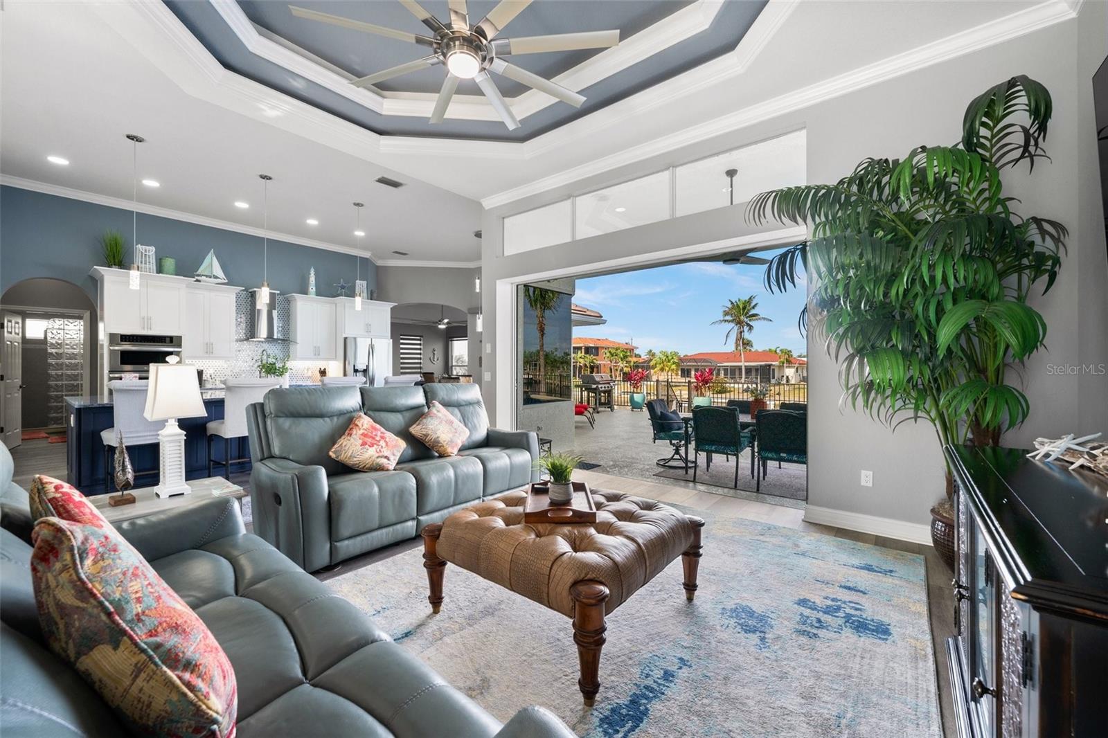 360 CAPRI ISLES CT, PUNTA GORDA, FL, 33950