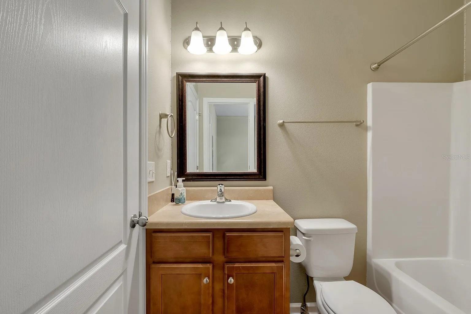 CAMDEN CORNERS CONDO, TALLAHASSEE, FL, 32310