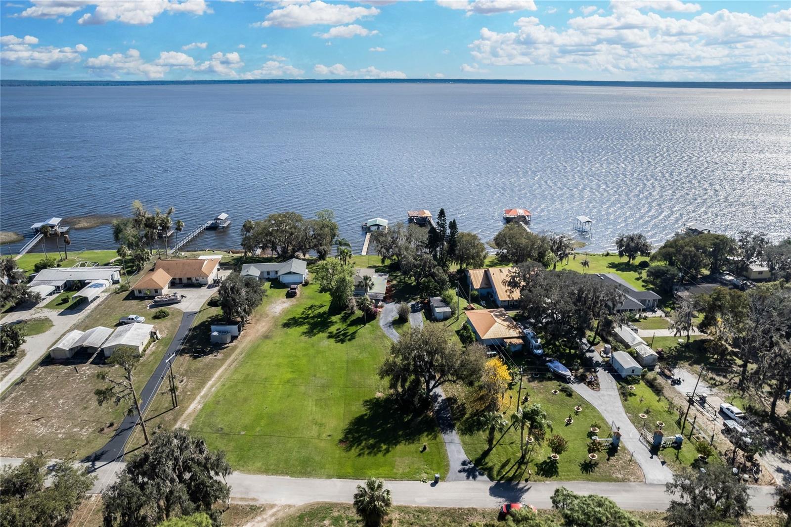 3943 CHAMBERS ST, LAKE WALES, FL, 33853