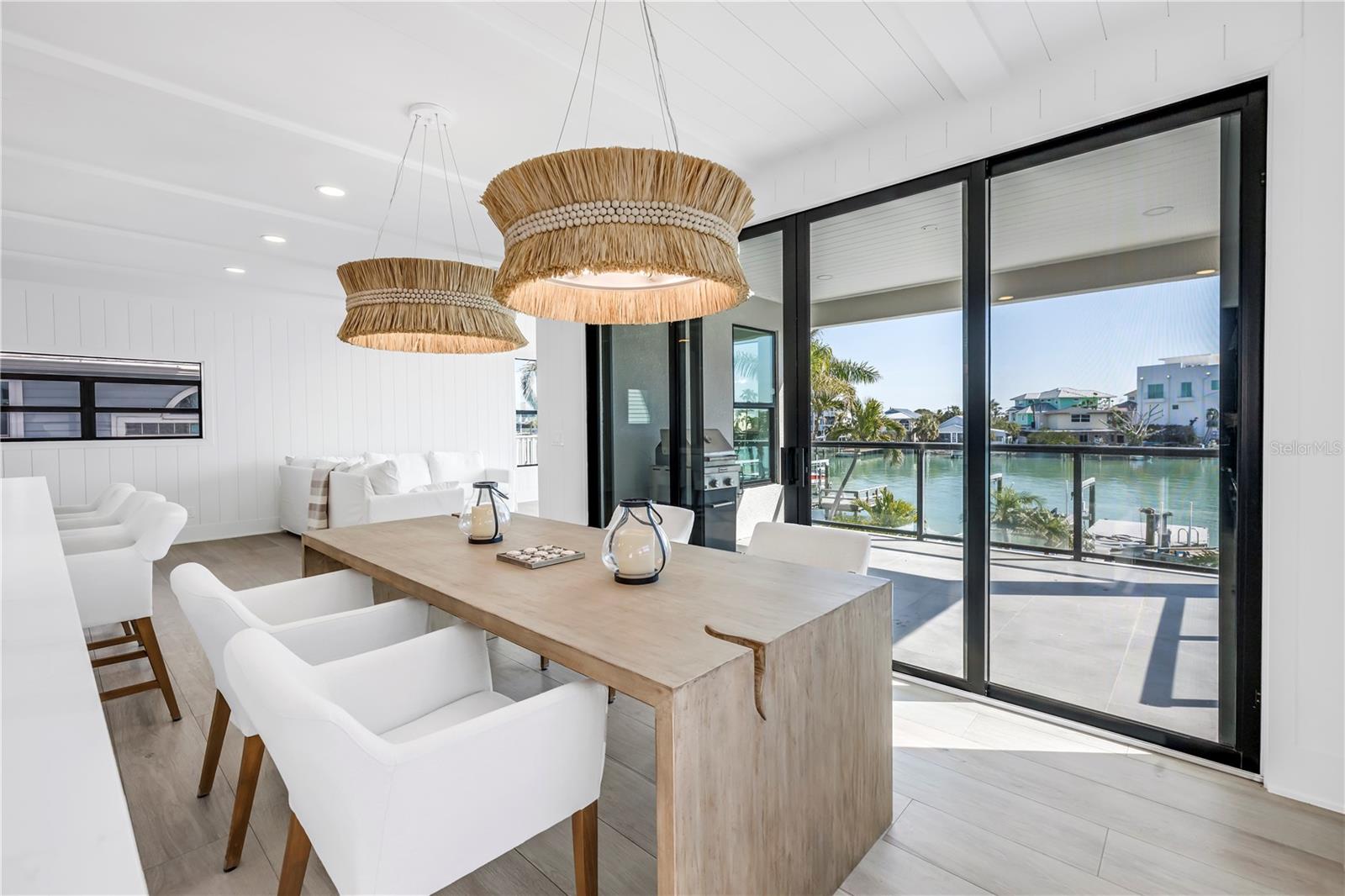 8505 BLIND PASS DR, TREASURE ISLAND, FL, 33706