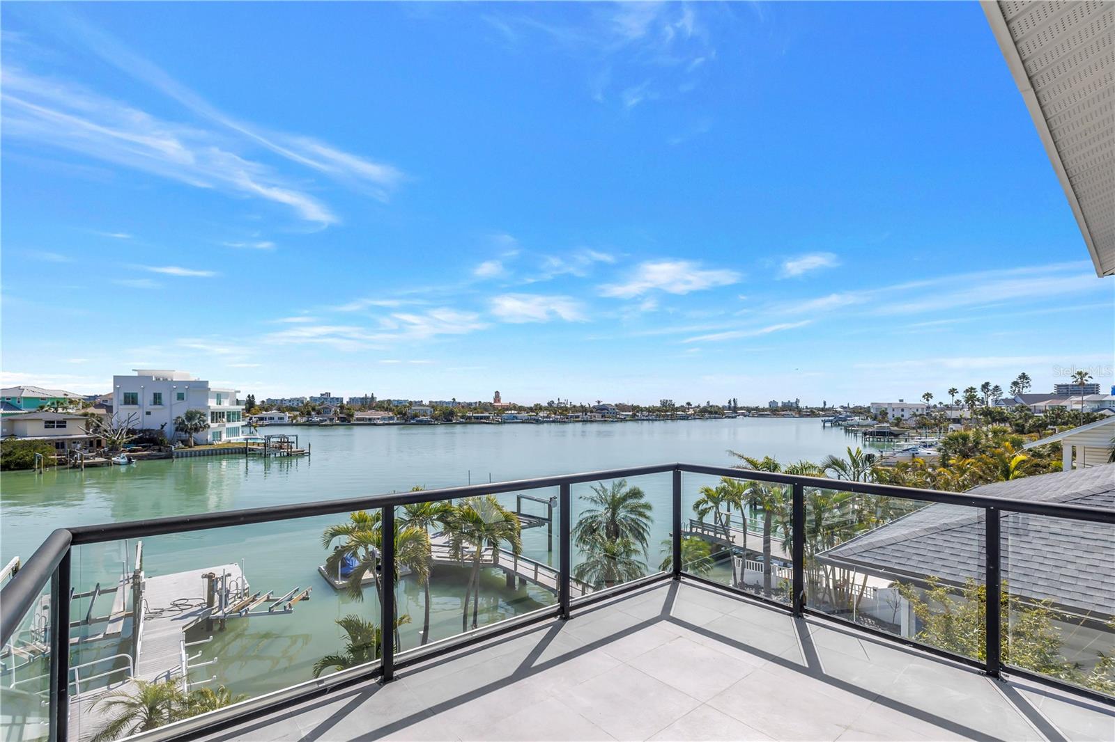 8505 BLIND PASS DR, TREASURE ISLAND, FL, 33706