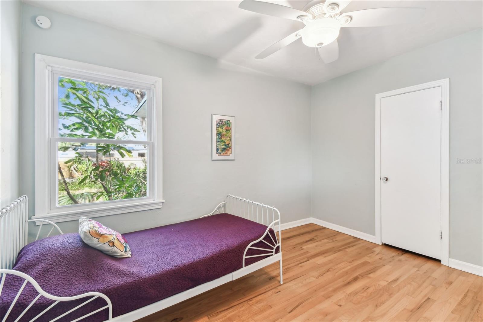 223 33RD AVE N, ST PETERSBURG, FL, 33704