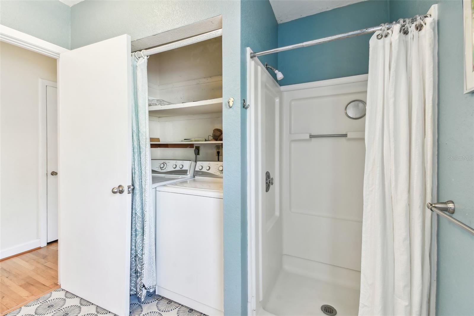 223 33RD AVE N, ST PETERSBURG, FL, 33704