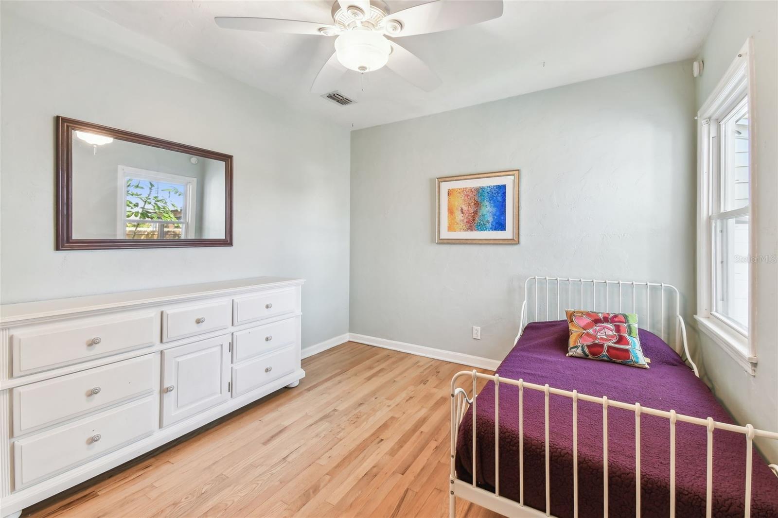 223 33RD AVE N, ST PETERSBURG, FL, 33704