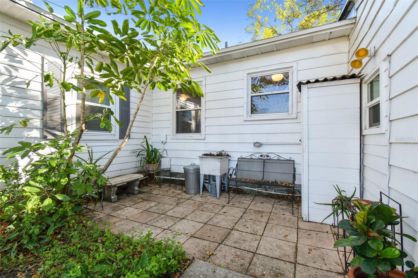 223 33RD AVE N, ST PETERSBURG, FL, 33704