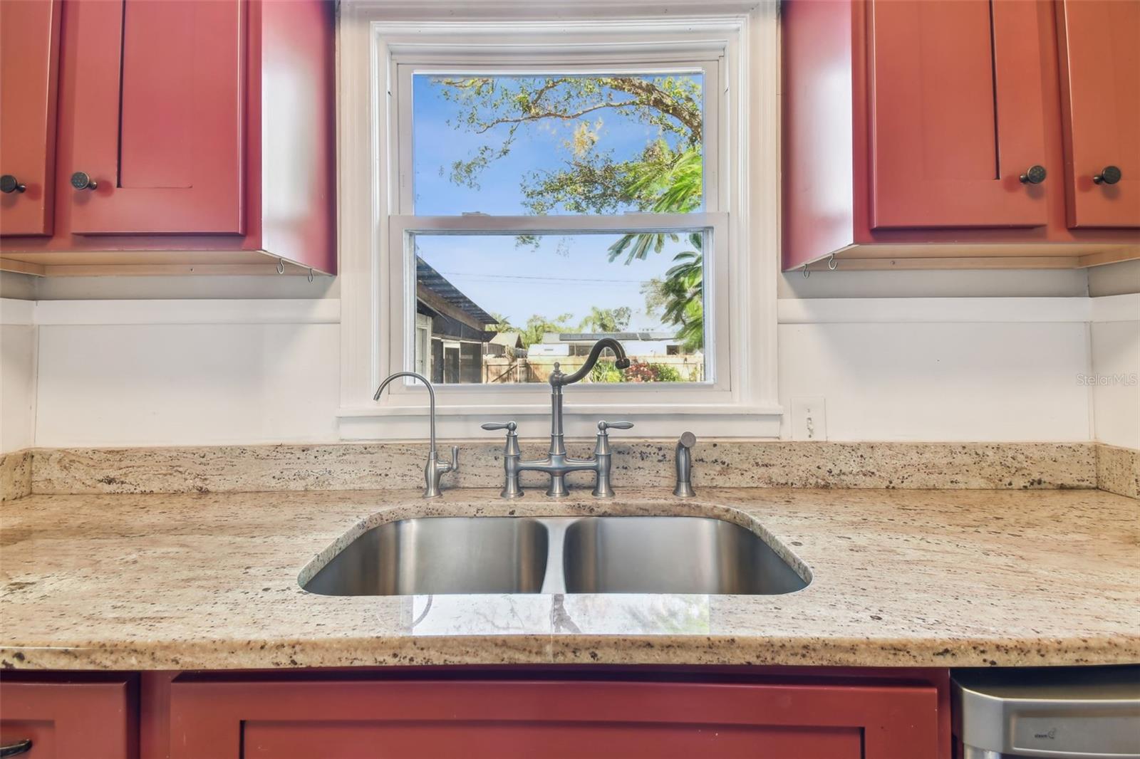 223 33RD AVE N, ST PETERSBURG, FL, 33704