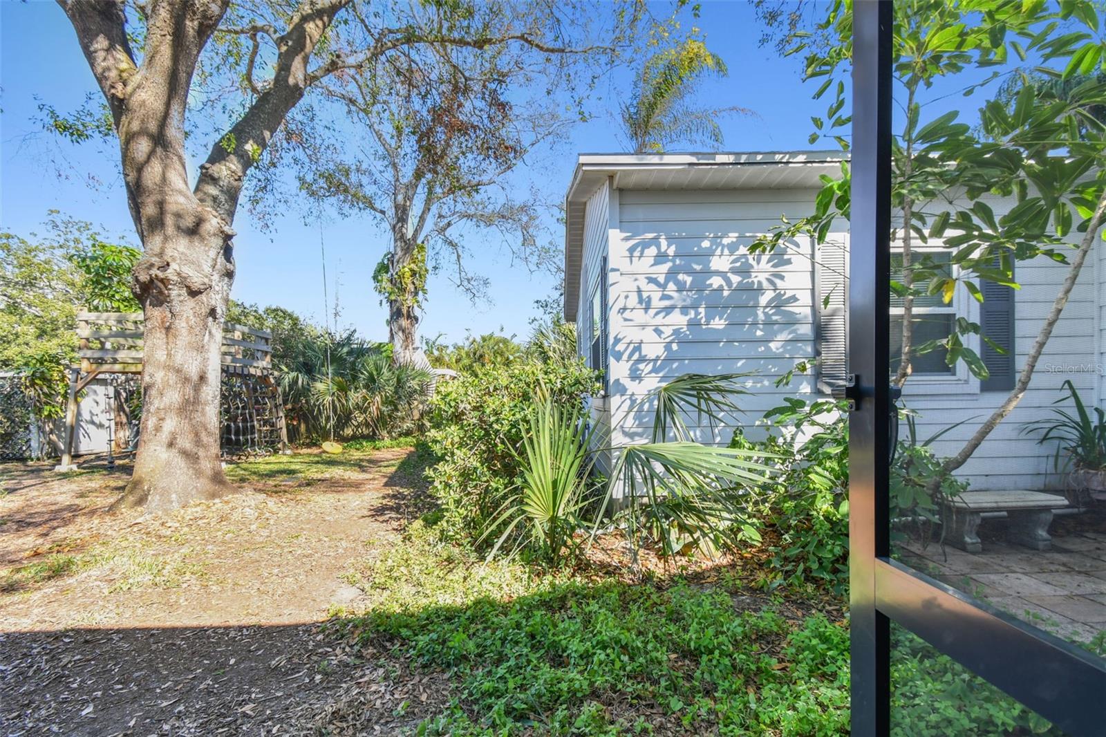 223 33RD AVE N, ST PETERSBURG, FL, 33704