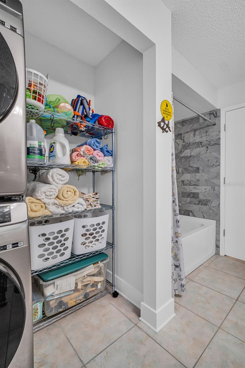 2441 BLOSSOM LAKE DR, HOLIDAY, FL, 34691