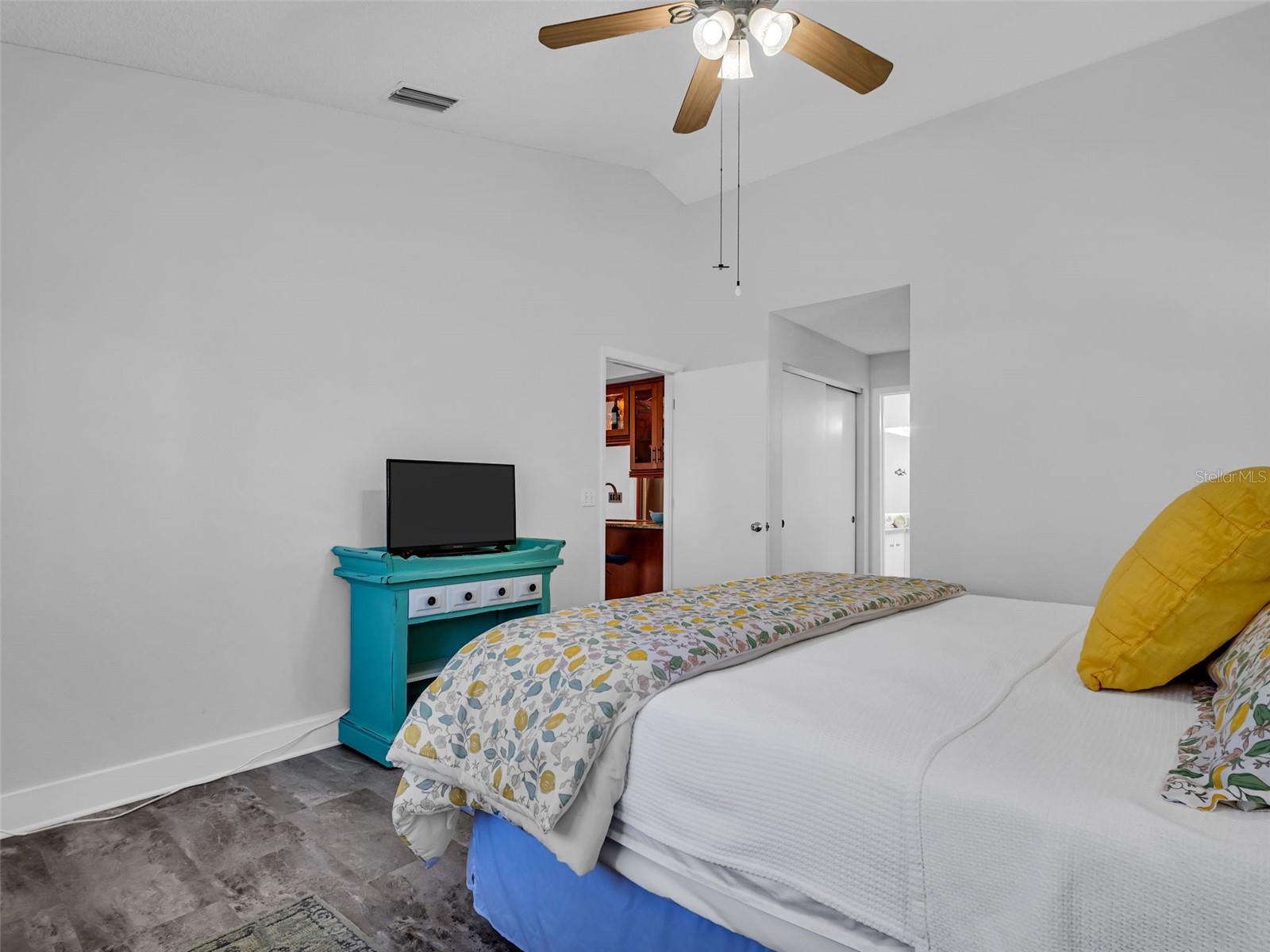 2441 BLOSSOM LAKE DR, HOLIDAY, FL, 34691