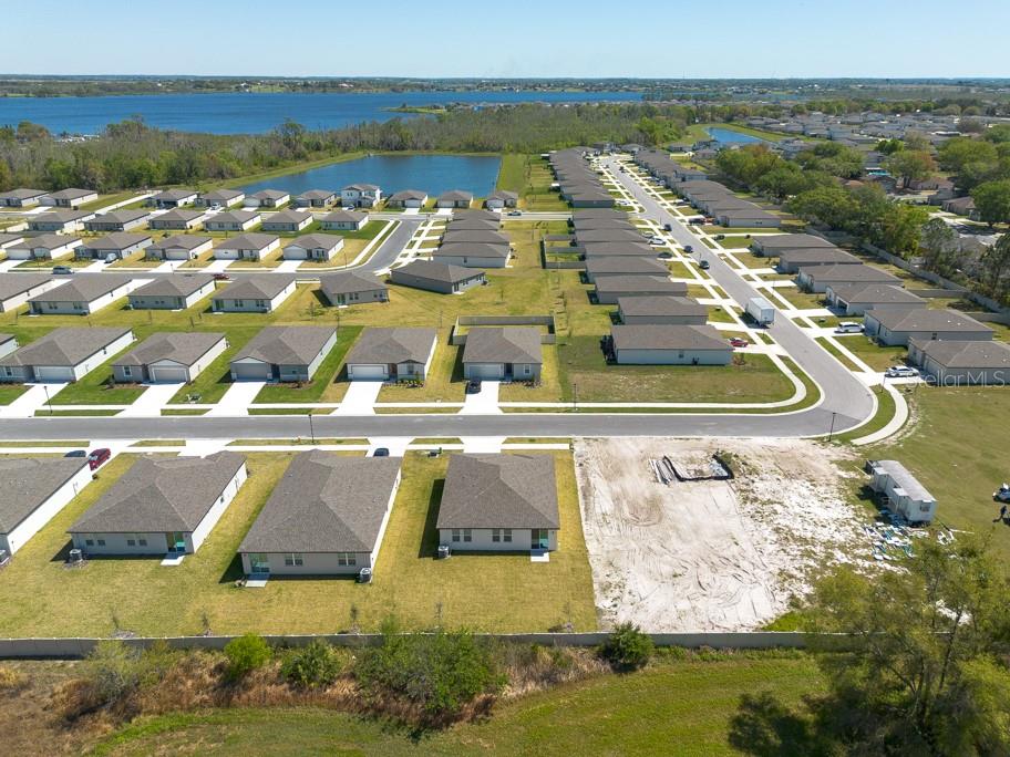 1321 OAK VALLEY DR, AUBURNDALE, FL, 33823