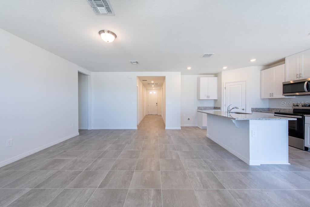 1321 OAK VALLEY DR, AUBURNDALE, FL, 33823
