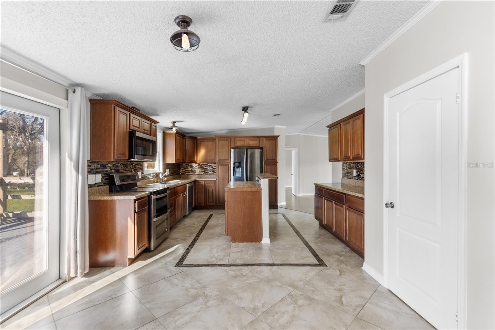 8428 HIGHLAND PINES CT, PLANT CITY, FL, 33565