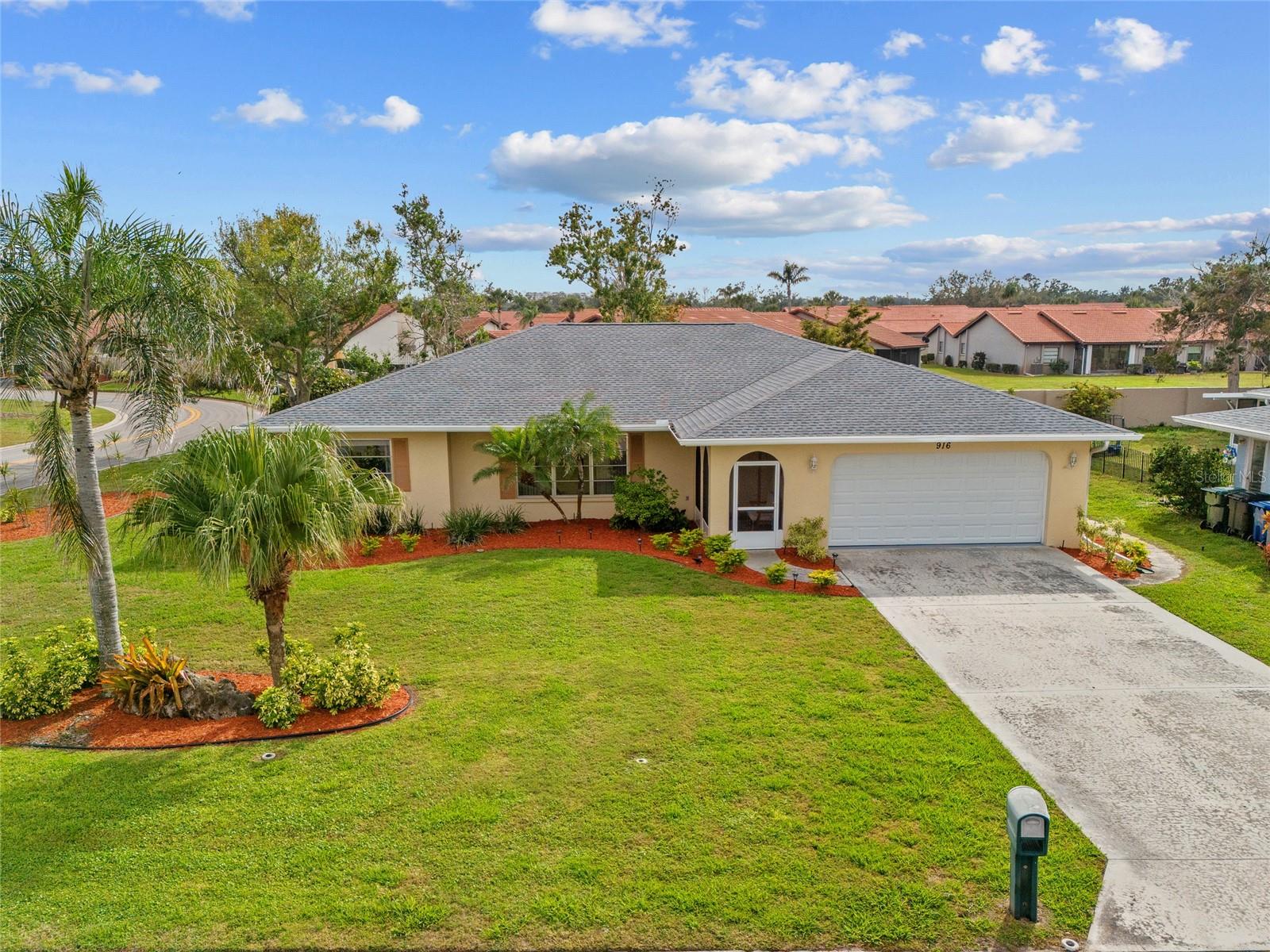 916 S GONDOLA DR, VENICE, FL, 34293