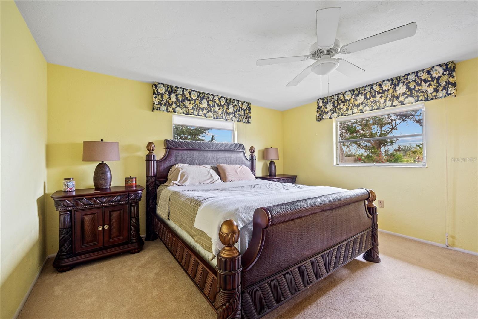 916 S GONDOLA DR, VENICE, FL, 34293