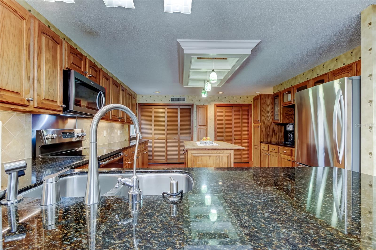 22819 SOUTHSHORE DR, LAND O LAKES, FL, 34639