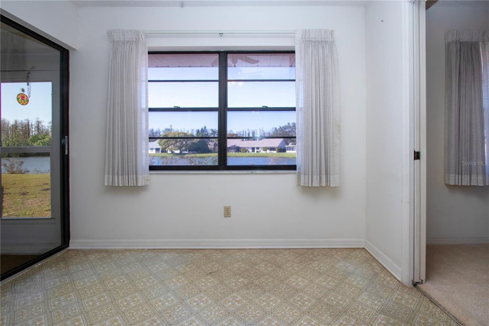 1742 W DEL WEBB BLVD, SUN CITY CENTER, FL, 33573