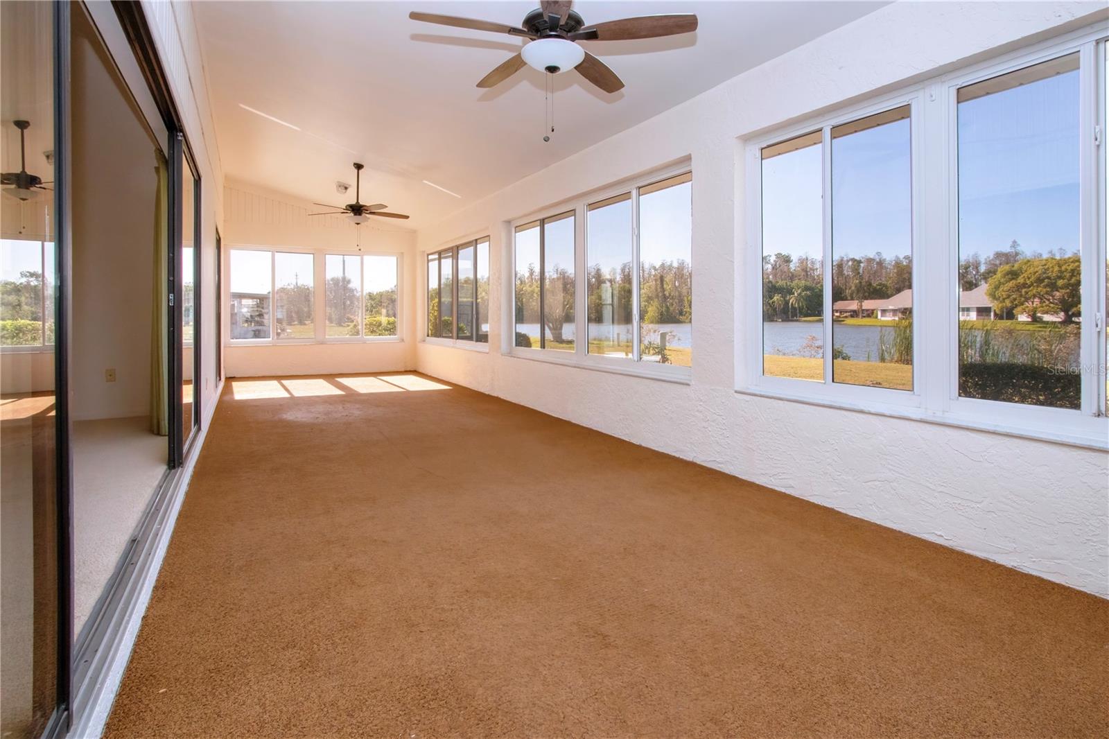 1742 W DEL WEBB BLVD, SUN CITY CENTER, FL, 33573