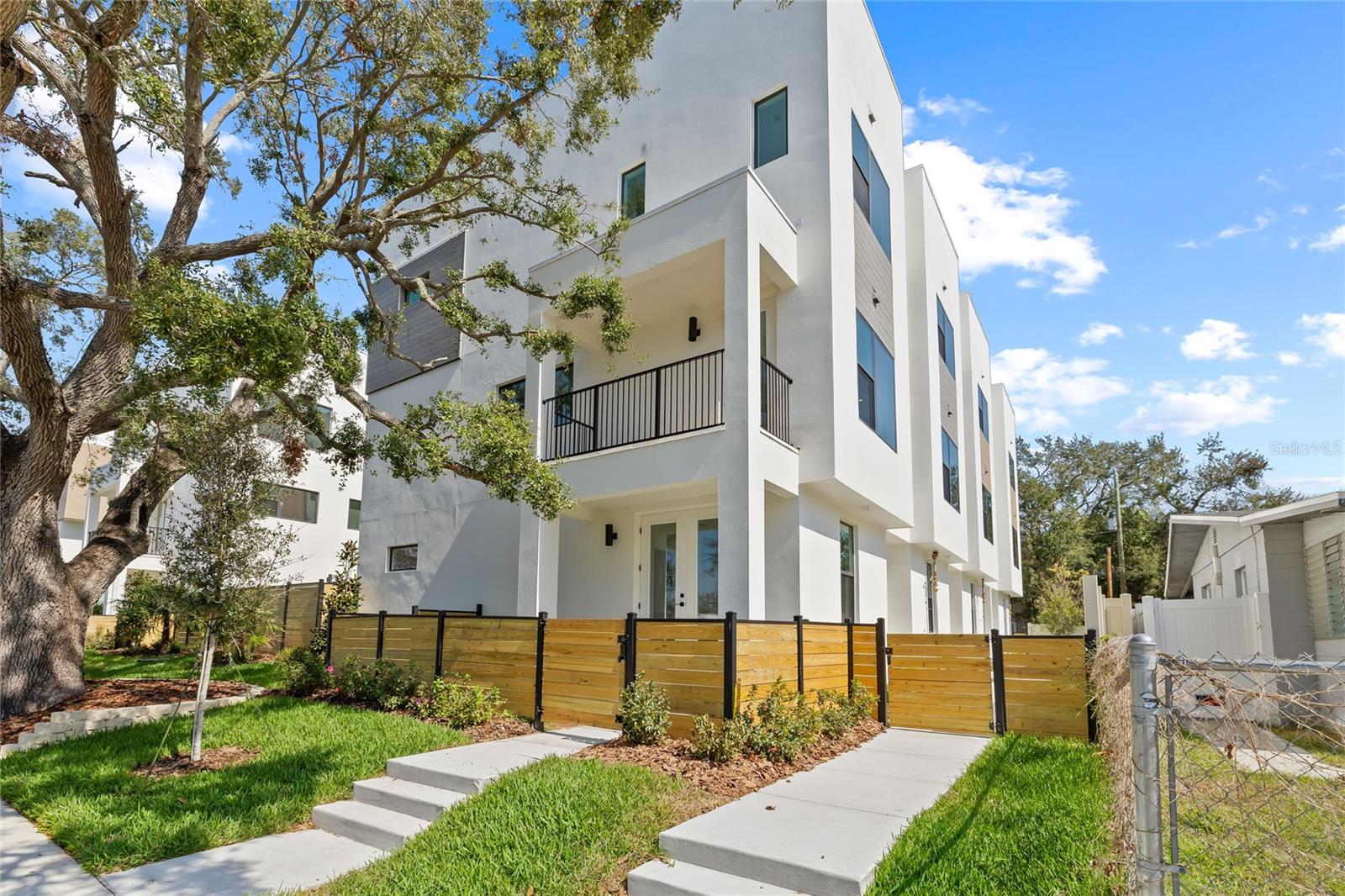 307 15TH ST N, ST PETERSBURG, FL, 33705