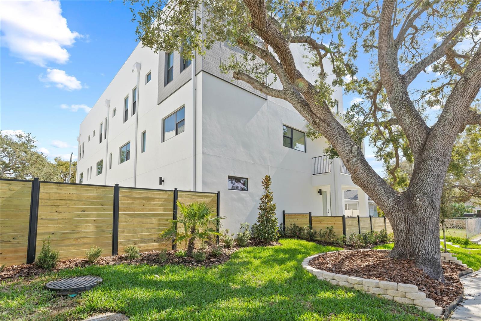 307 15TH ST N, ST PETERSBURG, FL, 33705